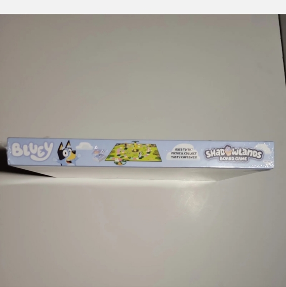 New Bluey - Shadowlands Board Game - Family Game Night Unpredictable Fun see pic - Picture 3 of 6